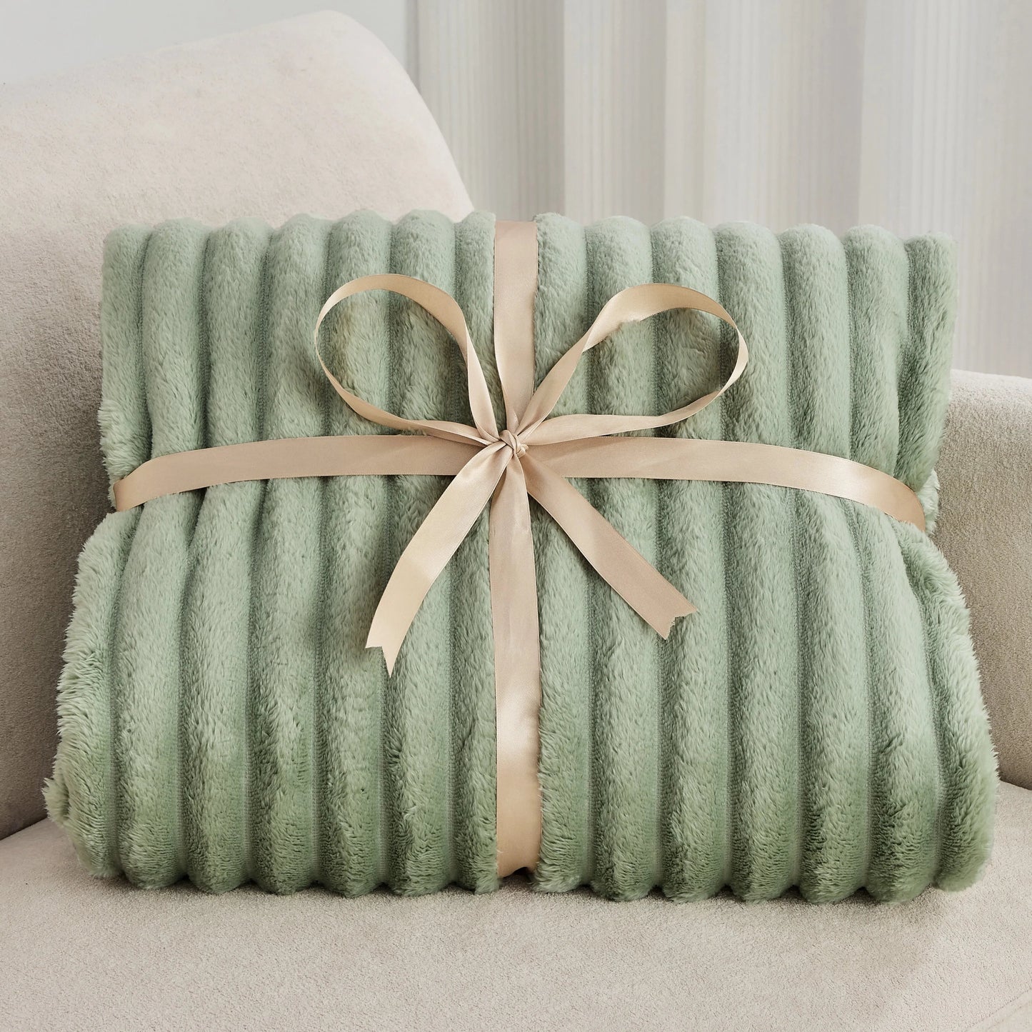 The Cloud-Rib Velvet Fleece Blanket | Ultra-Soft Plush Throw
